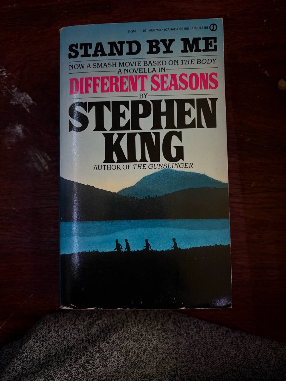 Stephen King Stand By Me - Blue Graphic Paperback